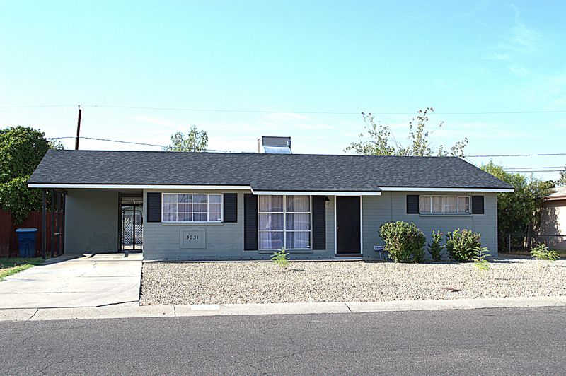 3031 E Earll Dr, Phoenix, AZ 85016