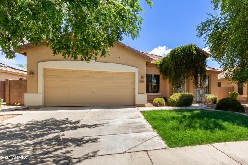 3031 E Lark Dr, Chandler, AZ 85286