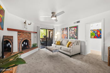 3031 N Civic Center Pz #215, Scottsdale, AZ 85251
