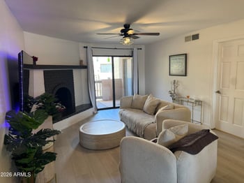 3031 N Civic Center Pz #219, Scottsdale, AZ 85251