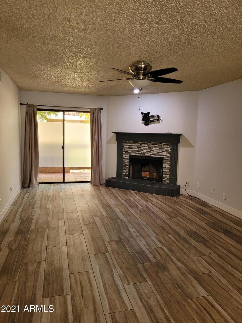 3031 N Civic Center Pz #250, Scottsdale, AZ 85251