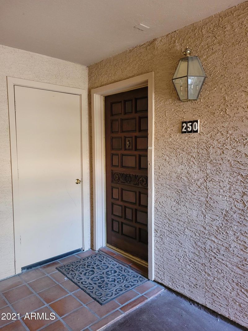 3031 N Civic Center Pz #250, Scottsdale, AZ 85251
