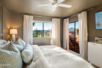 3031 N Civic Center Pz #260, Scottsdale, AZ 85251