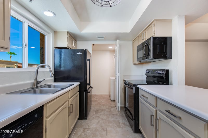 3031 Civic Center Pz #336, Scottsdale, AZ 85251