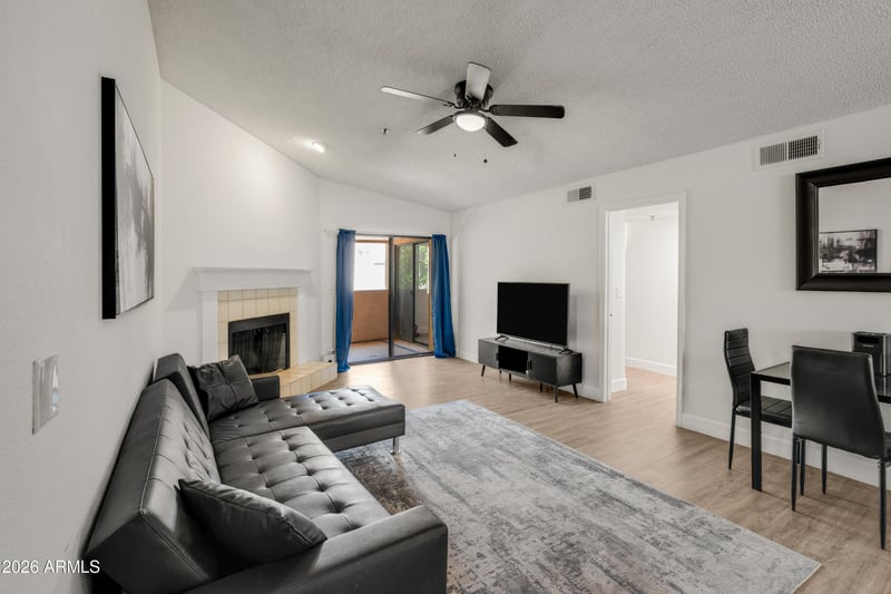 3031 N Civic Center Pz #349, Scottsdale, AZ 85251