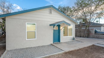 3031 W Cypress St, Phoenix, AZ 85009