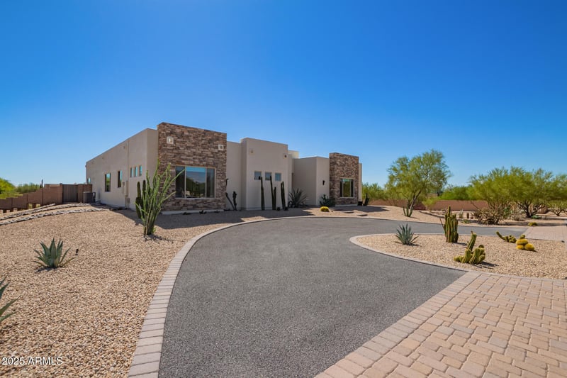 30317 N 64th St, Cave Creek, AZ 85331