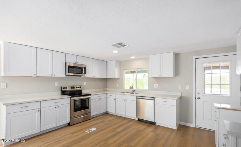 3032 15th Ave, Apache Junction, AZ 85119