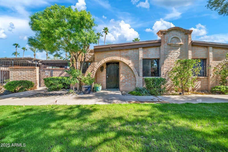 3032 32nd St #65, Phoenix, AZ 85018