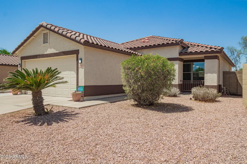 3032 Red Fox Rd, Phoenix, AZ 85083