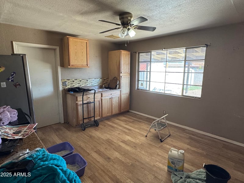 3032 Windrose Dr, Phoenix, AZ 85029