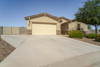 30324 Monarch Dr, San Tan Valley, AZ 85143