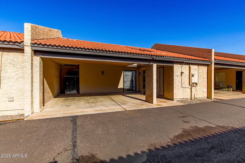 3033 37th St #9, Phoenix, AZ 85018