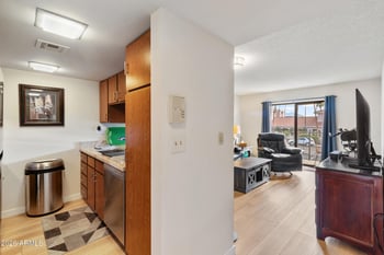 3033 Devonshire Ave #2009, Phoenix, AZ 85016