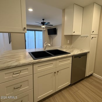 3033 Devonshire Ave #1009, Phoenix, AZ 85016