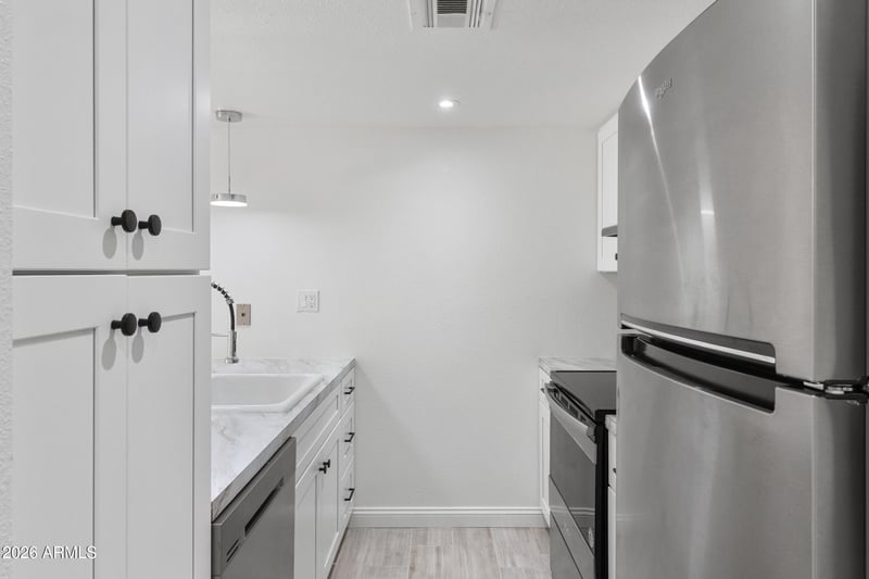 3033 E Devonshire Ave #1016, Phoenix, AZ 85016