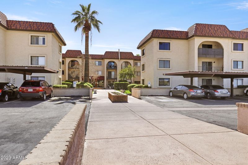 3033 E Devonshire Ave #1020, Phoenix, AZ 85016