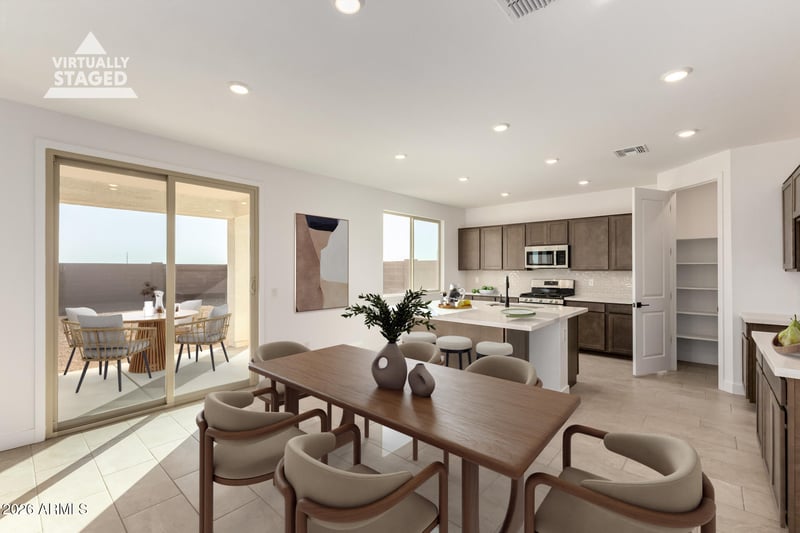 3033 Mecklenburg Way, San Tan Valley, AZ 85143