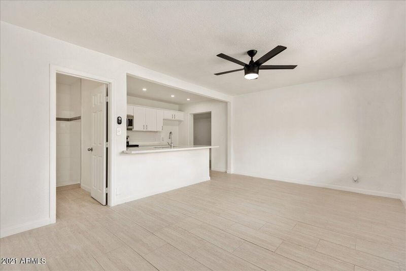 3033 E Mulberry Dr, Phoenix, AZ 85016