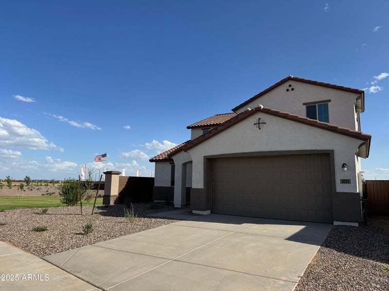 3033 Mecklenburg Way, San Tan Valley, AZ 85143