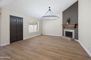 3033 N 39th St #3, Phoenix, AZ 85018