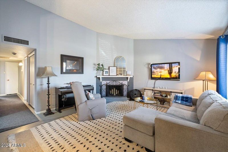 3033 N 39th St #6, Phoenix, AZ 85018