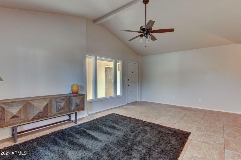 3033 N 39th St #9, Phoenix, AZ 85018