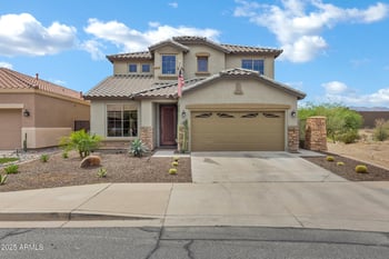 3033 Redwood Ln, Phoenix, AZ 85045