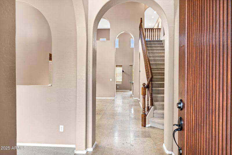 3033 Redwood Ln, Phoenix, AZ 85045