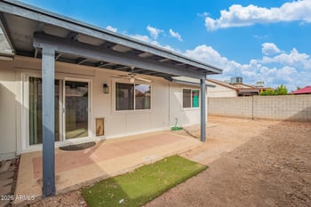 3033 Rose Garden Ln, Phoenix, AZ 85027