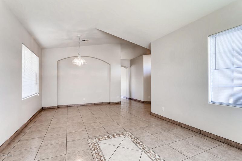 3033 S 65th Ln S, Phoenix, AZ 85043