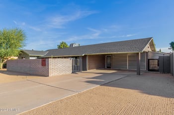 3033 Sierra St, Phoenix, AZ 85028