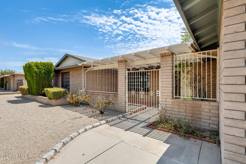 3033 Topeka Dr, Phoenix, AZ 85027