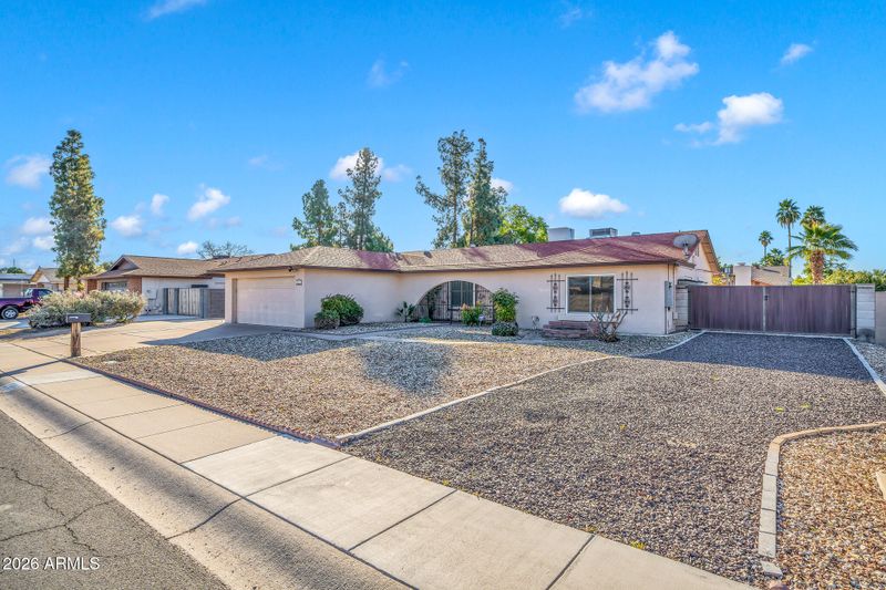 3033 W Kathleen Rd, Phoenix, AZ 85053