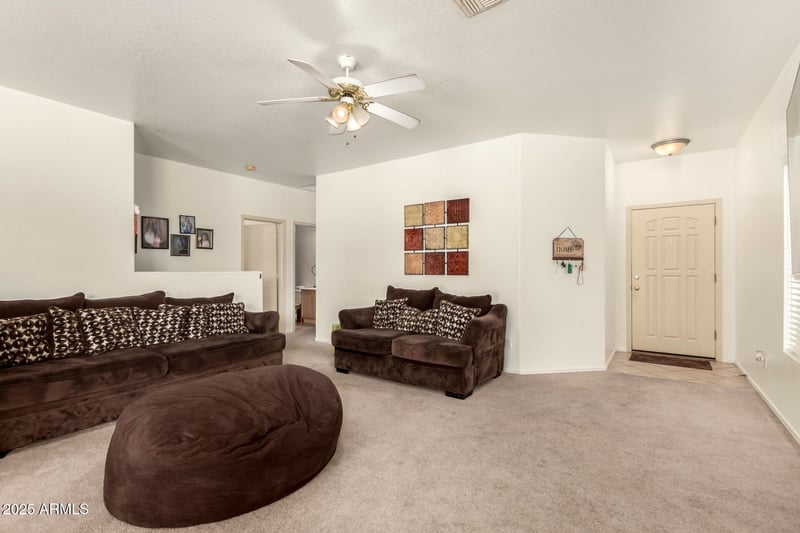 30332 Desert Willow Blvd, San Tan Valley, AZ 85143