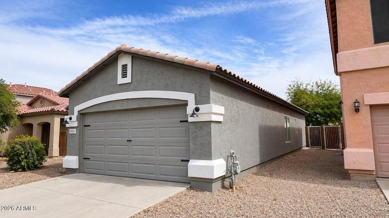 30333 Plantation Dr, San Tan Valley, AZ 85143
