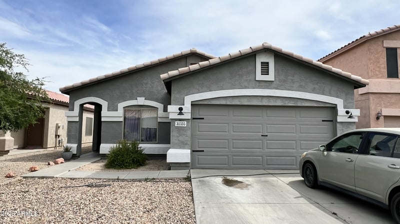 30333 Plantation Dr, San Tan Valley, AZ 85143