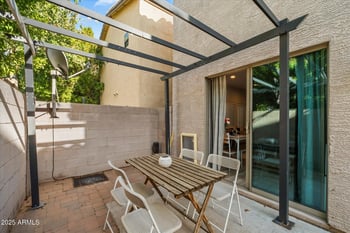 3034 39th St #2, Phoenix, AZ 85018