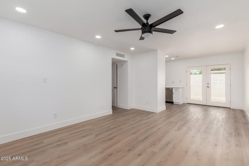3034 40th St #4, Phoenix, AZ 85018