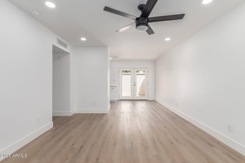 3034 40th St #4, Phoenix, AZ 85018