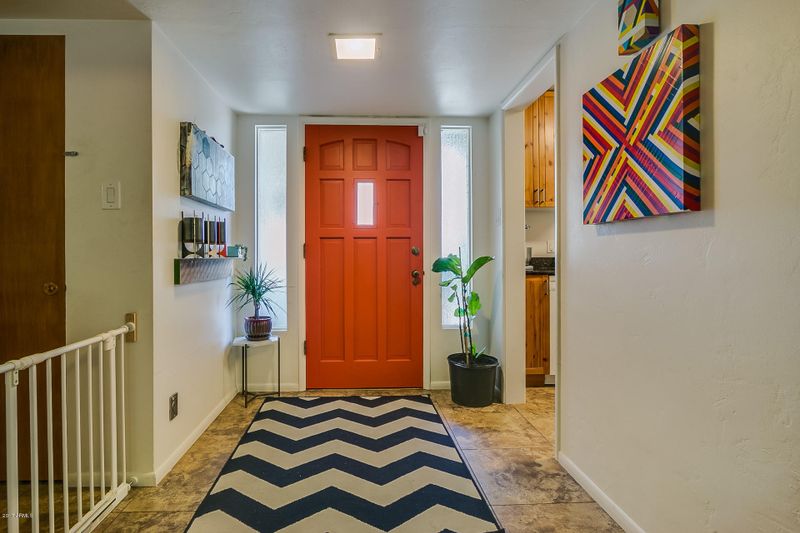 3034 E Whitton Ave, Phoenix, AZ 85016