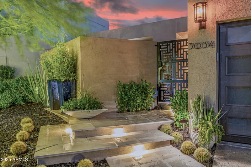 3034 Stella Ln, Phoenix, AZ 85016