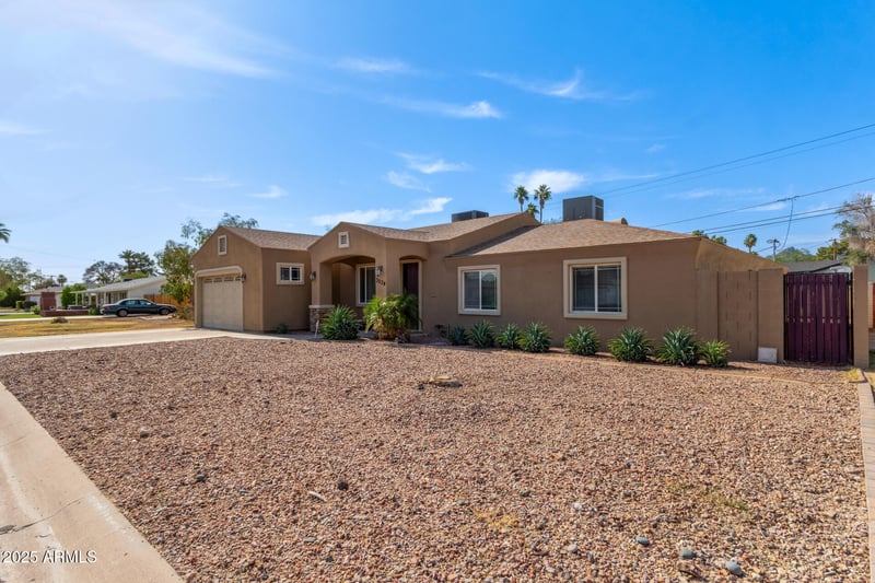 3034 Turney Ave, Phoenix, AZ 85016