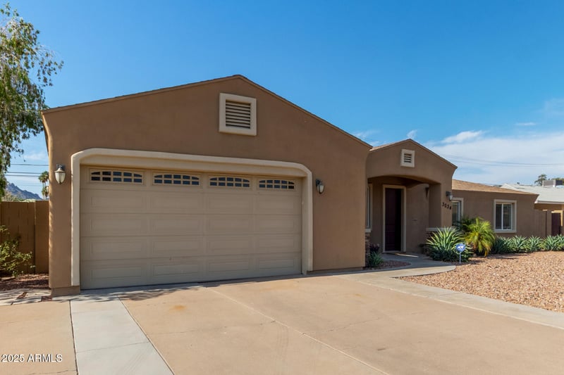 3034 Turney Ave, Phoenix, AZ 85016