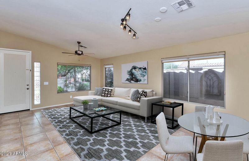 3034 W Donatello Dr, Phoenix, AZ 85086