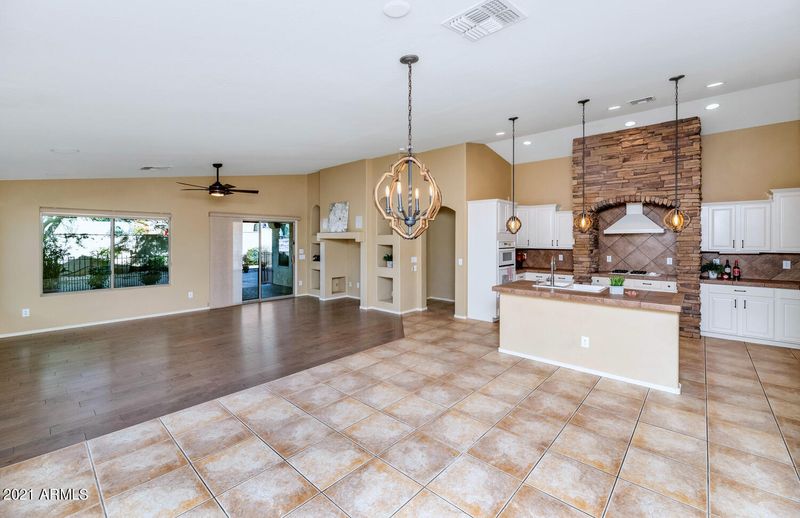 3034 W Donatello Dr, Phoenix, AZ 85086