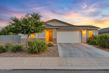 30343 N Hummingbird Ln, San Tan Valley, AZ 85143