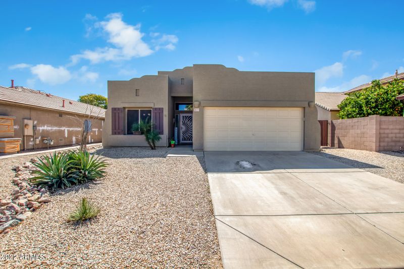 3035 E Winged Foot Dr, Chandler, AZ 85249