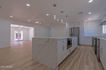 3035 Heatherbrae Dr, Phoenix, AZ 85016