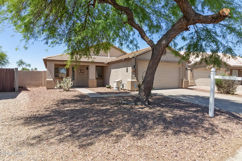 30356 Royal Oak Way, San Tan Valley, AZ 85143
